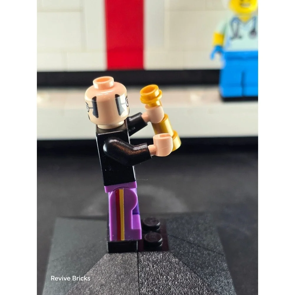 Lego Ideas - idea025 - The Beatles - John